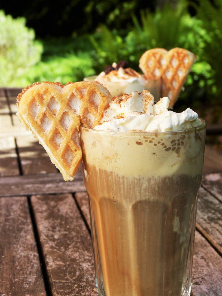 iced coffee, ice cream, cream, waffle, heart, glass, outdoors, garden, enjoy, summer, vanilla icecream, coffee, cold drink, ice cream parlor, enjoyment, drink, cold, sugar, spelt coffee, grain coffee, bio, caffeine, break, vacations, nature, vacation, invite